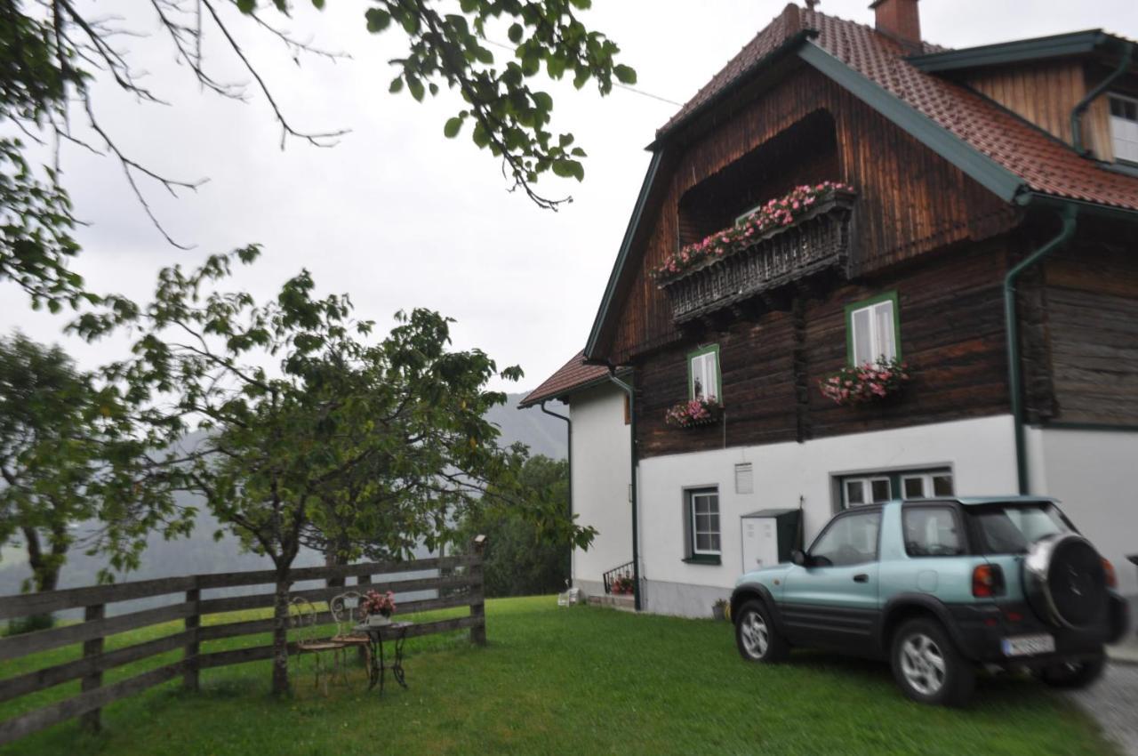 Fruhstuckspension Bischof I D Wiesen Sankt Peter am Kammersberg Exterior photo